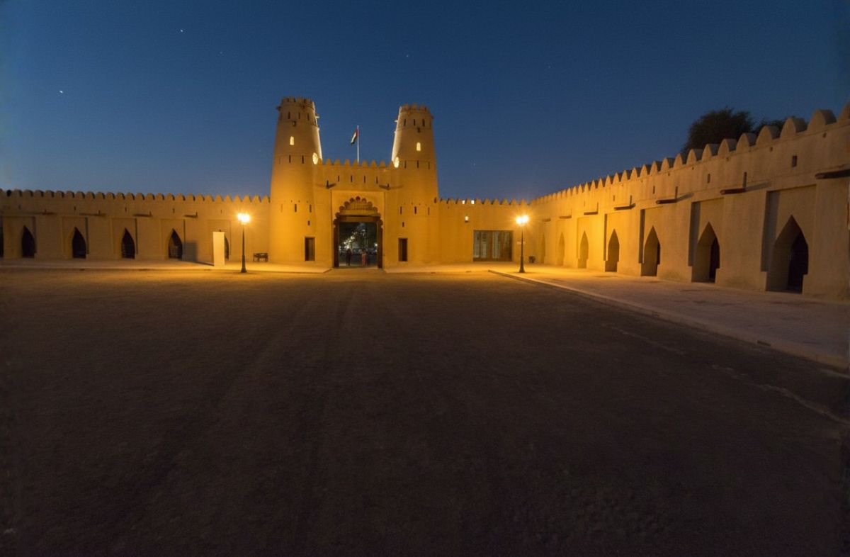 al-jahili-fort-in-al-ain_1766410598.jpg