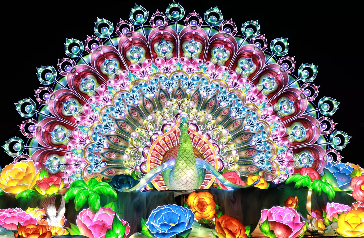 Dubai Garden Glow Glowing Art.png