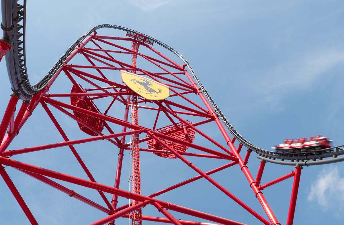 Formula Rossa Roller Coaster Dubai.jpg