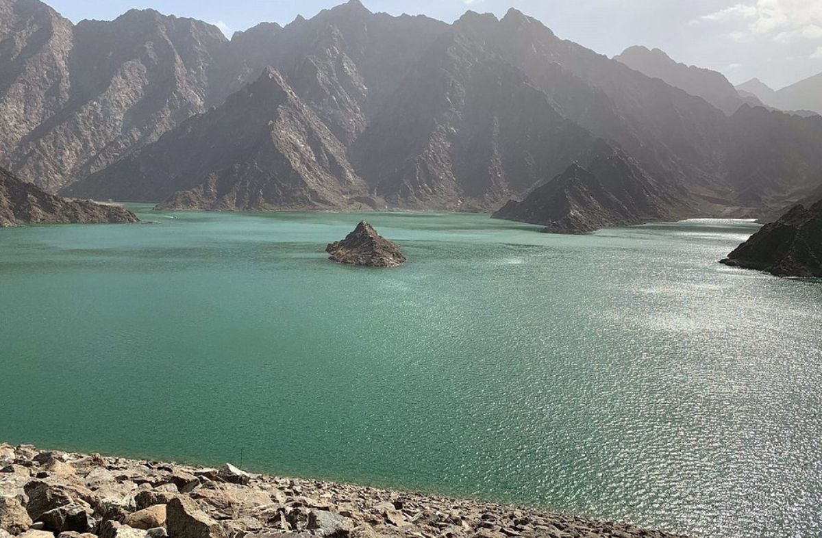 Hatta Dam Aerial Panorama.jpg