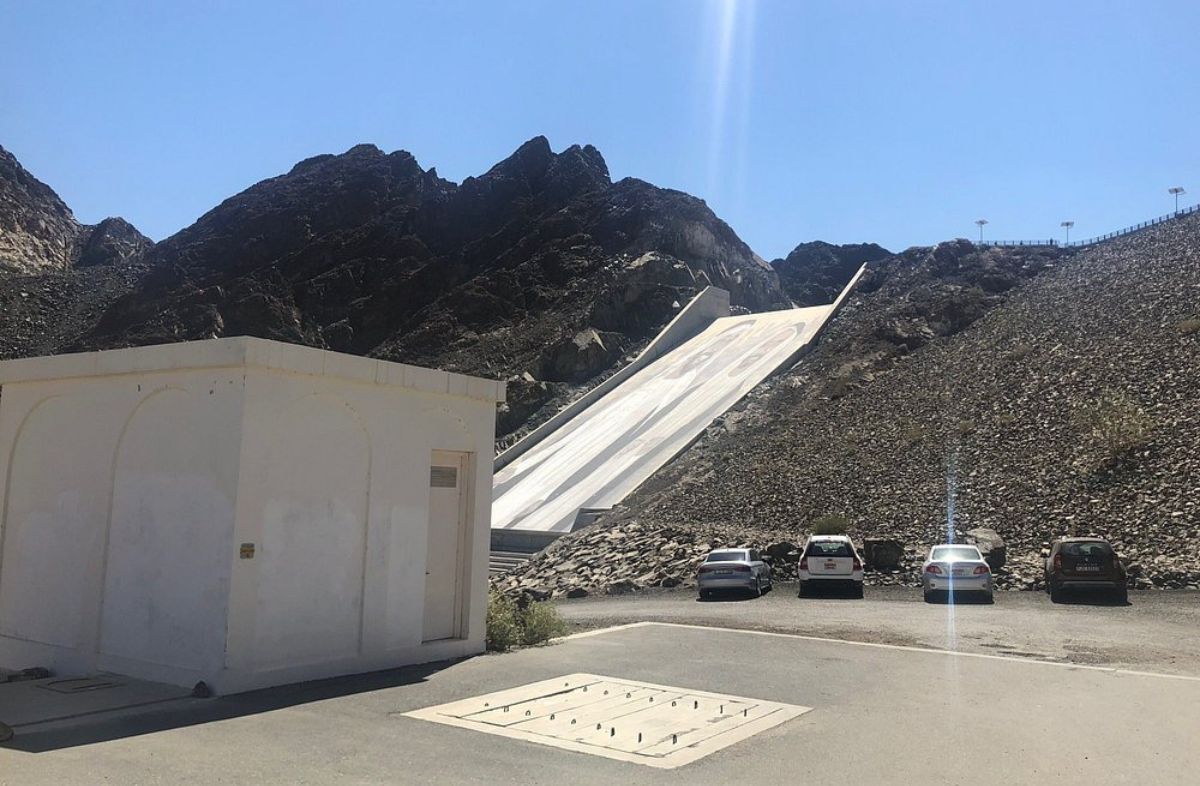 Hatta Dam Water Reservoir.jpg