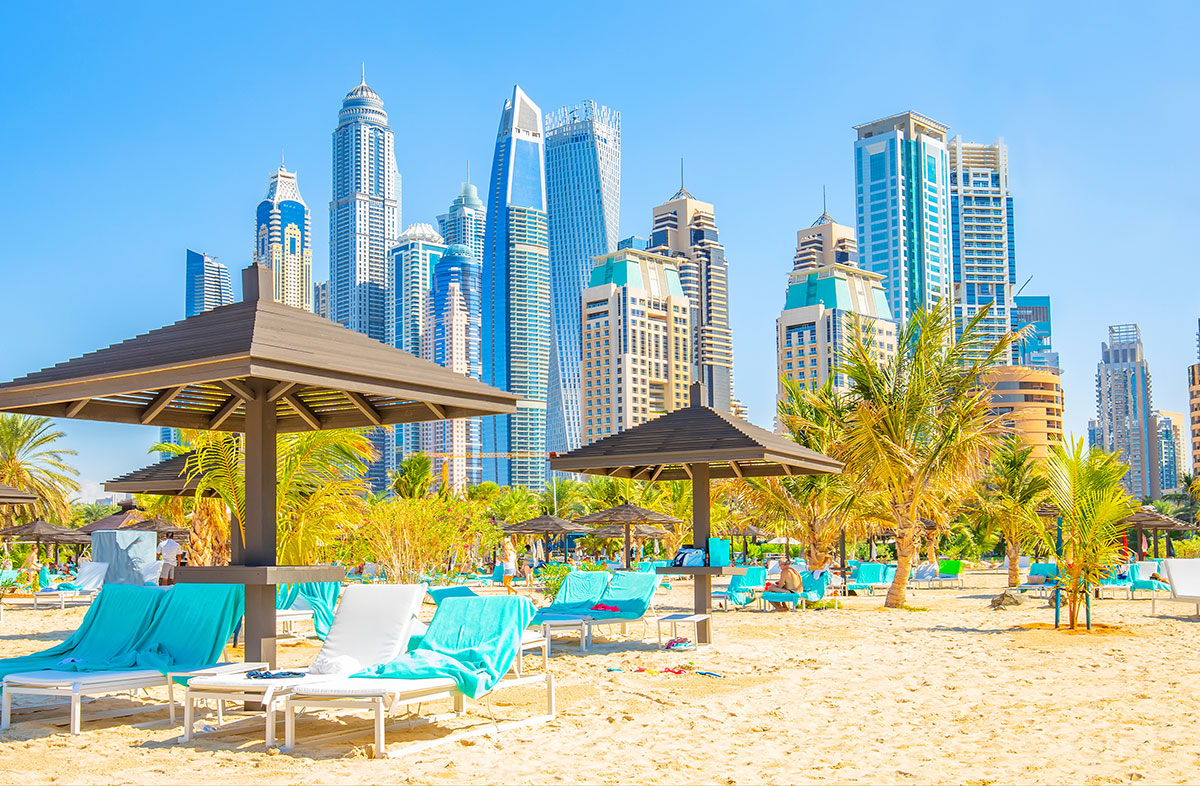 Jumeirah Beach Tourists Relaxing.jpg