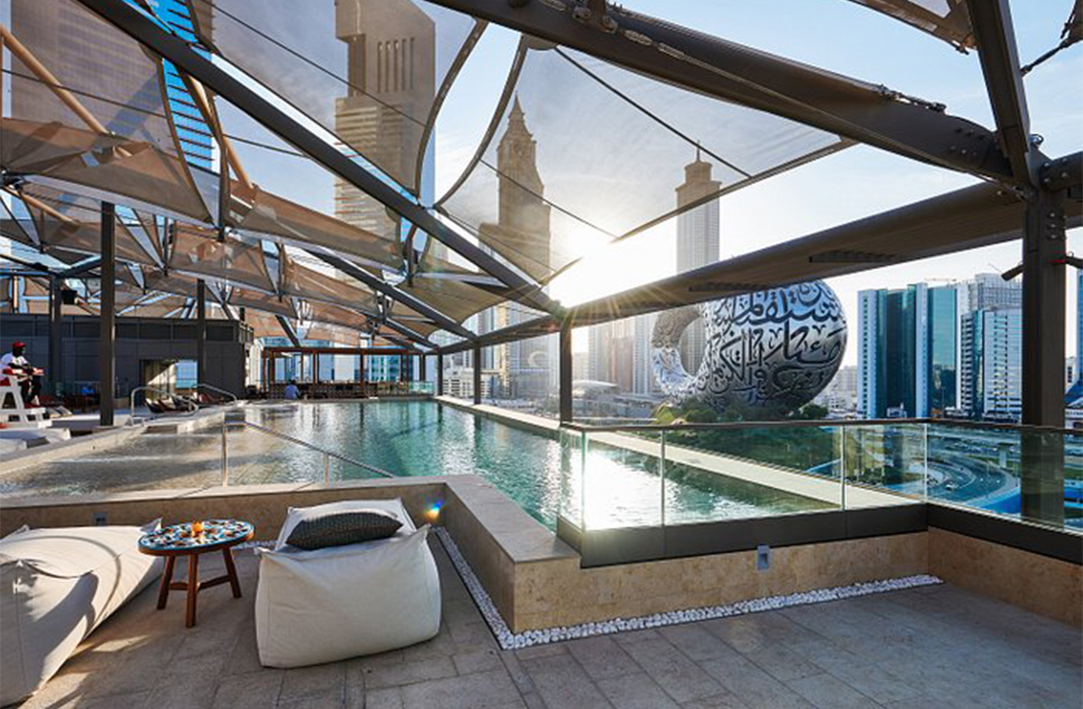 Zabeel Palace Fountain View.jpg