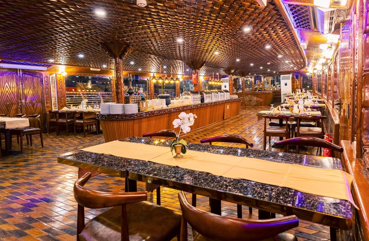 Dhow Cruise Dubai Marina